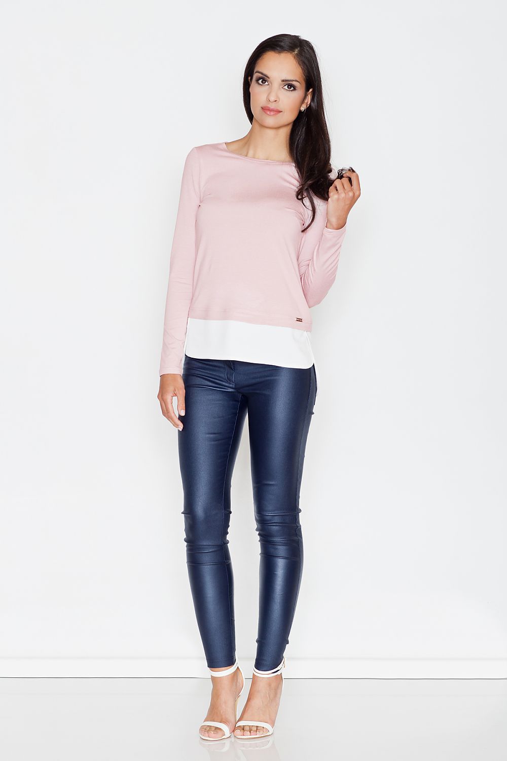  Halenka  model 43831 Figl 